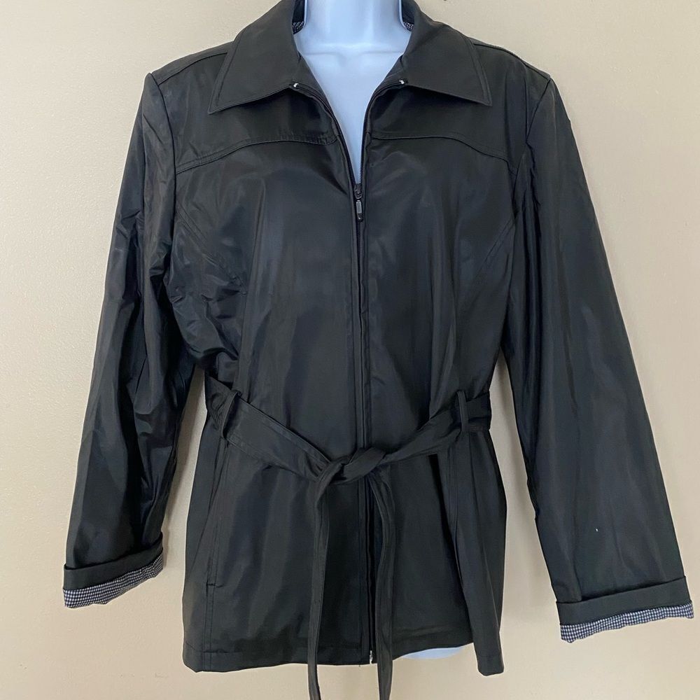 Colebrook & Co Womans Vinyl Raincoat